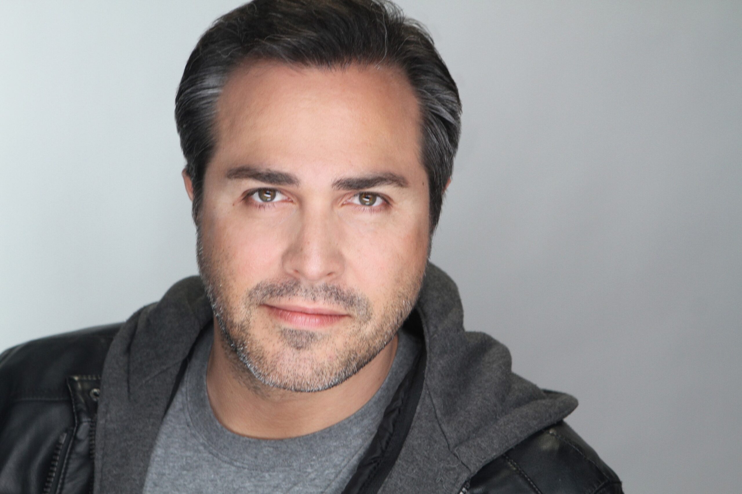 Andrew Varela